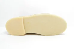 CLARKS DESERT BOOT