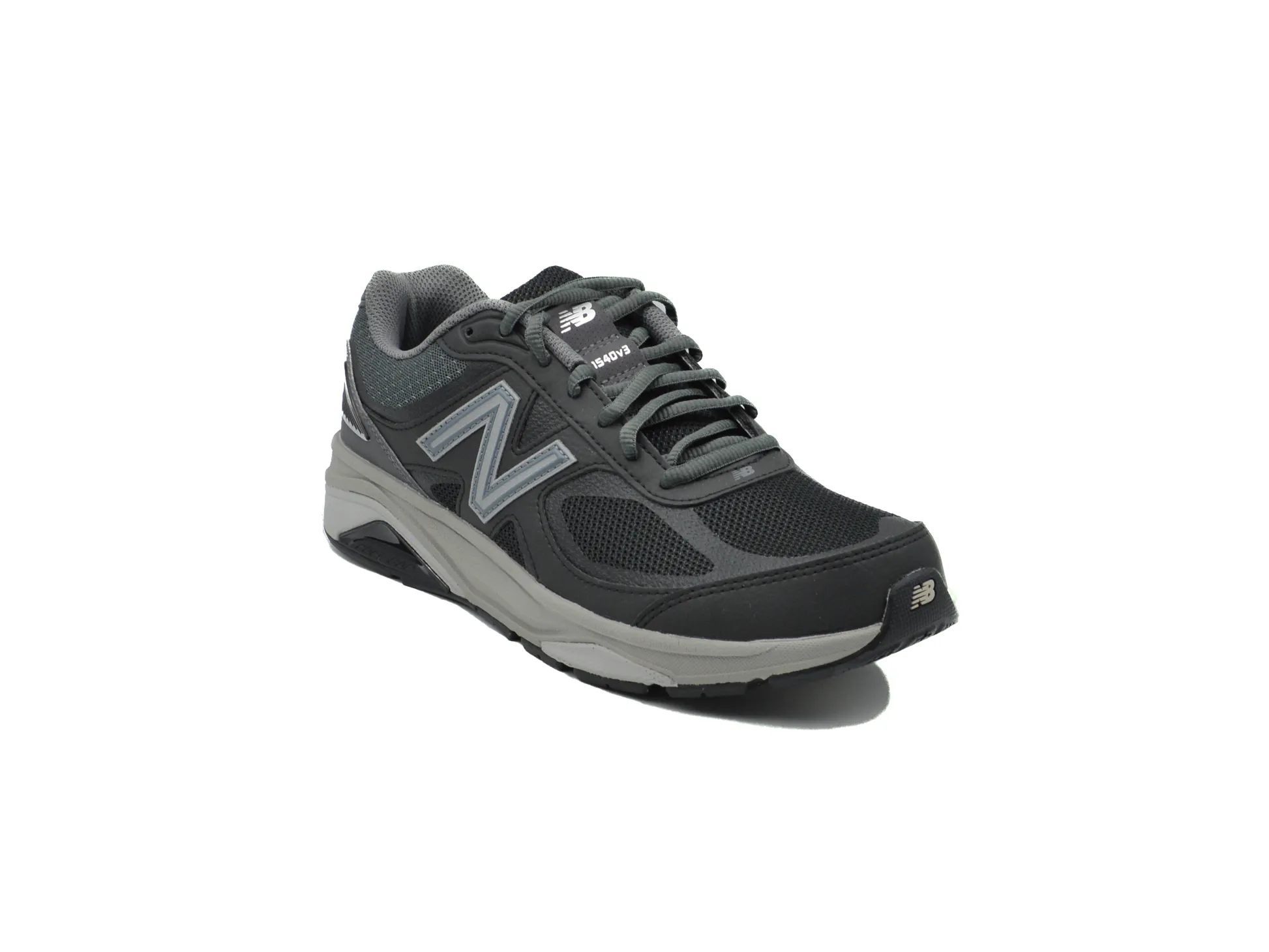 NEW BALANCE 1540V3