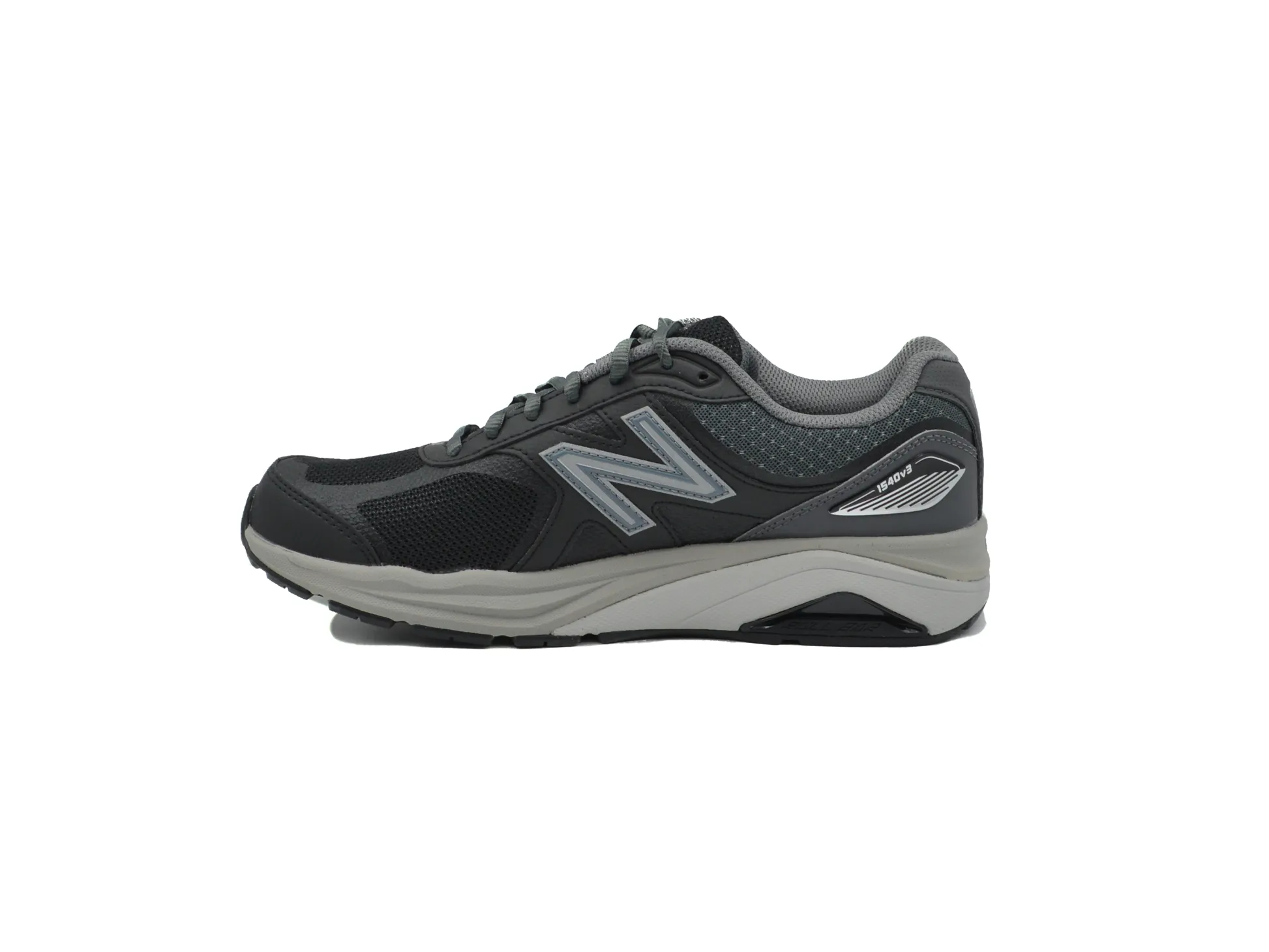 NEW BALANCE 1540V3