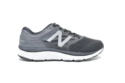 NEW BALANCE 940v4
