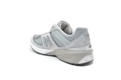 NEW BALANCE 990v5
